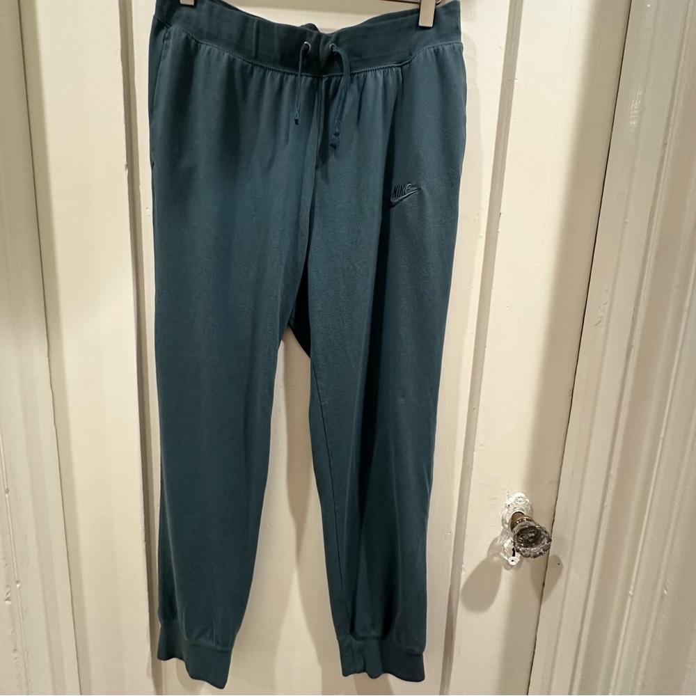 Nike Women's Navy Joggers